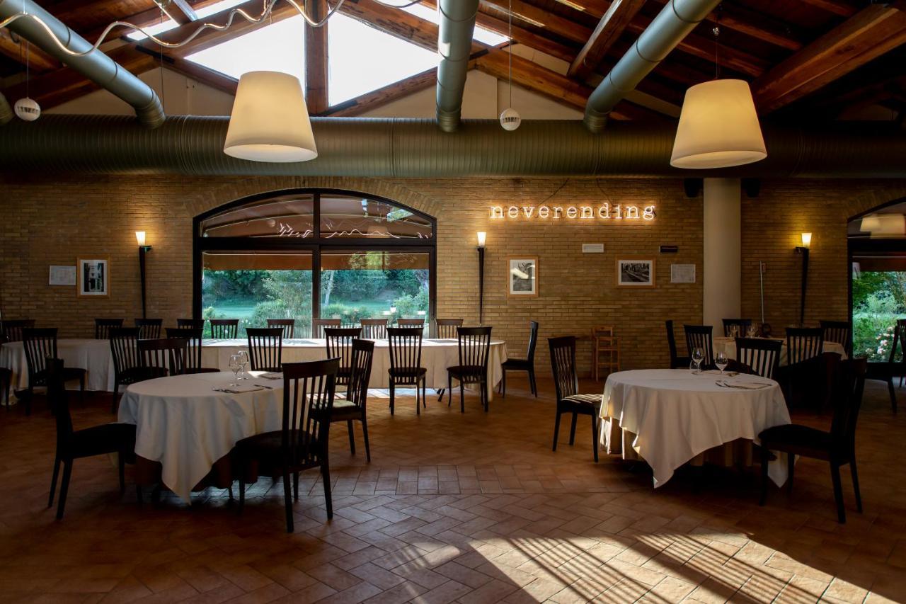 Magione Papale Relais Hotel L'Aquila Bagian luar foto